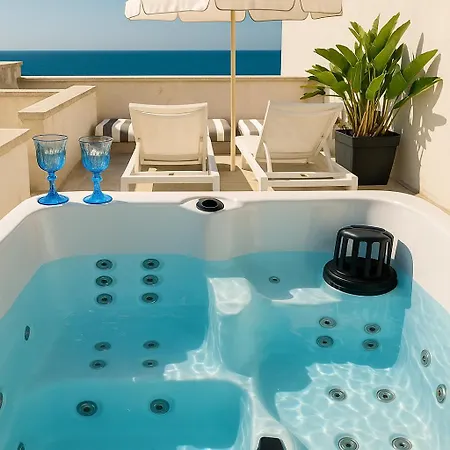 Σπίτι διακοπών P4t By The Sea Jacuzzi