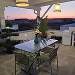 P4t By The Sea Jacuzzi Casa vacanze Lendinuso